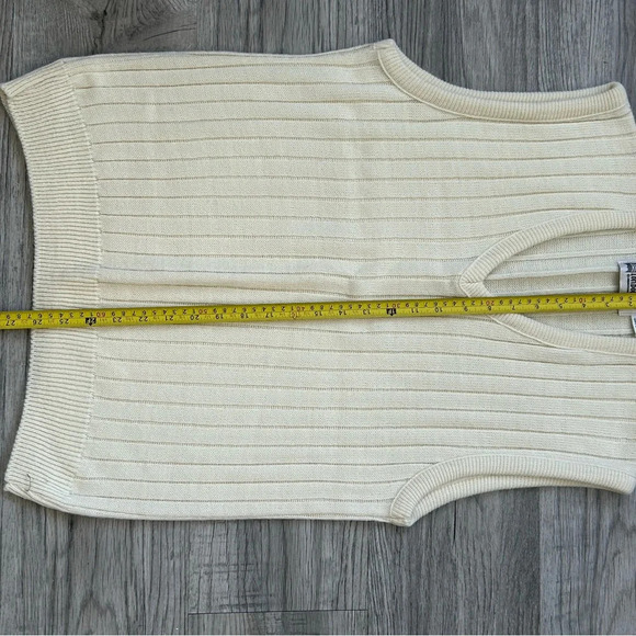 London Fog men’s cream knit sweater vest size large - Picture 7 of 7
